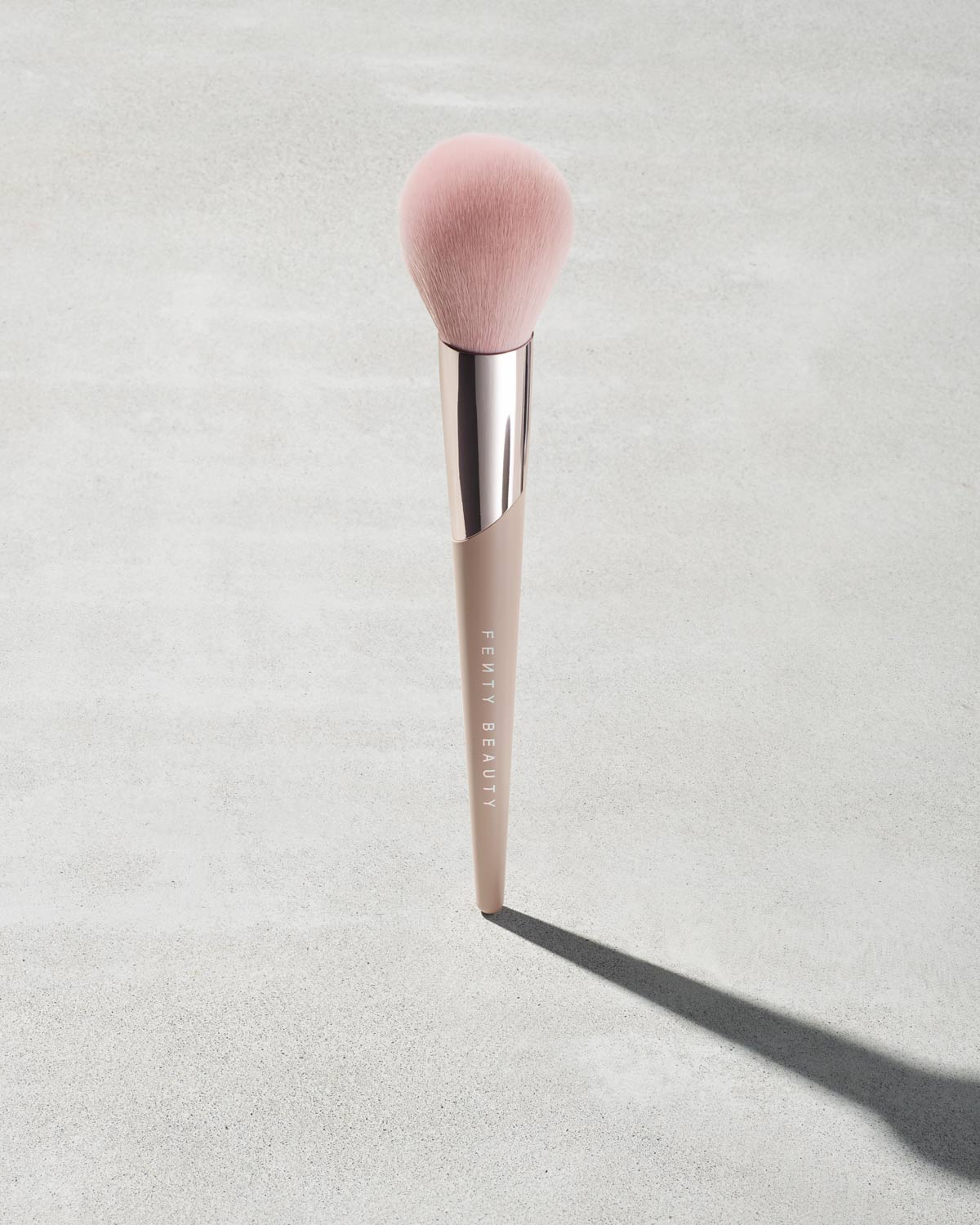 27464.jpg Powder Puff Setting Brush 170 - Image 1