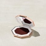 Cheeks Out Freestyle Cream Bronzer - Toffee Tease