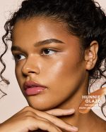 Cheeks Out Freestyle Cream Bronzer - Hunnie Glaze - Image 2