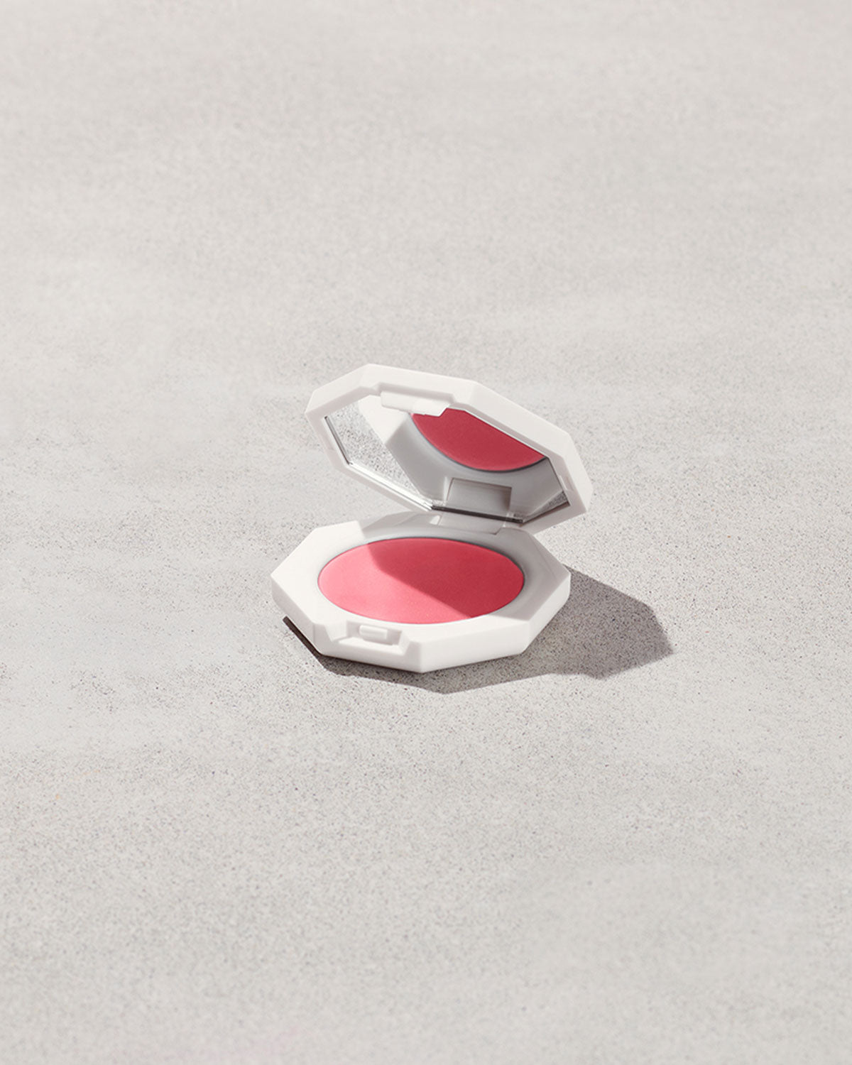 FB_F23_T2PRODUCT_CONCRETE_CHEEKSOUT_PINKYPROMISE_FENTYVERSE.jpg Cheeks Out Freestyle Cream Blush - Pinky Promise - Image 1