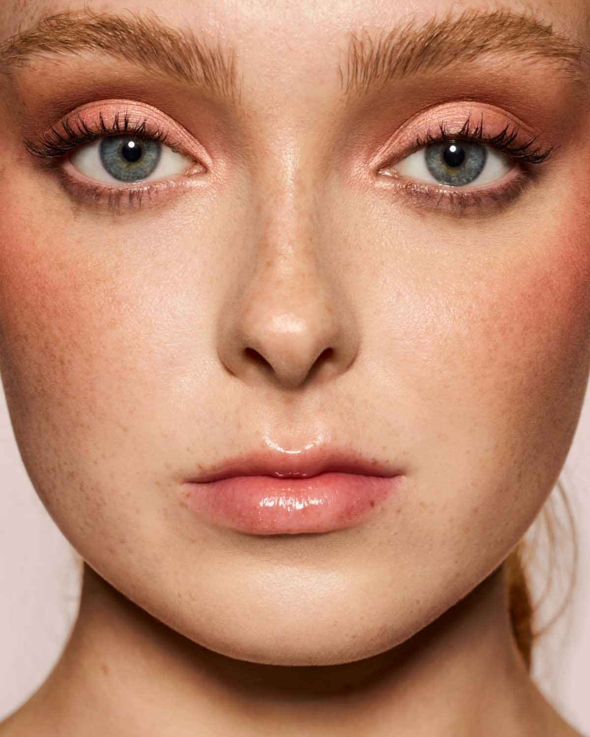 Gloss Bomb Universal Lip Luminizer - CLF Candy Soda - Image 2