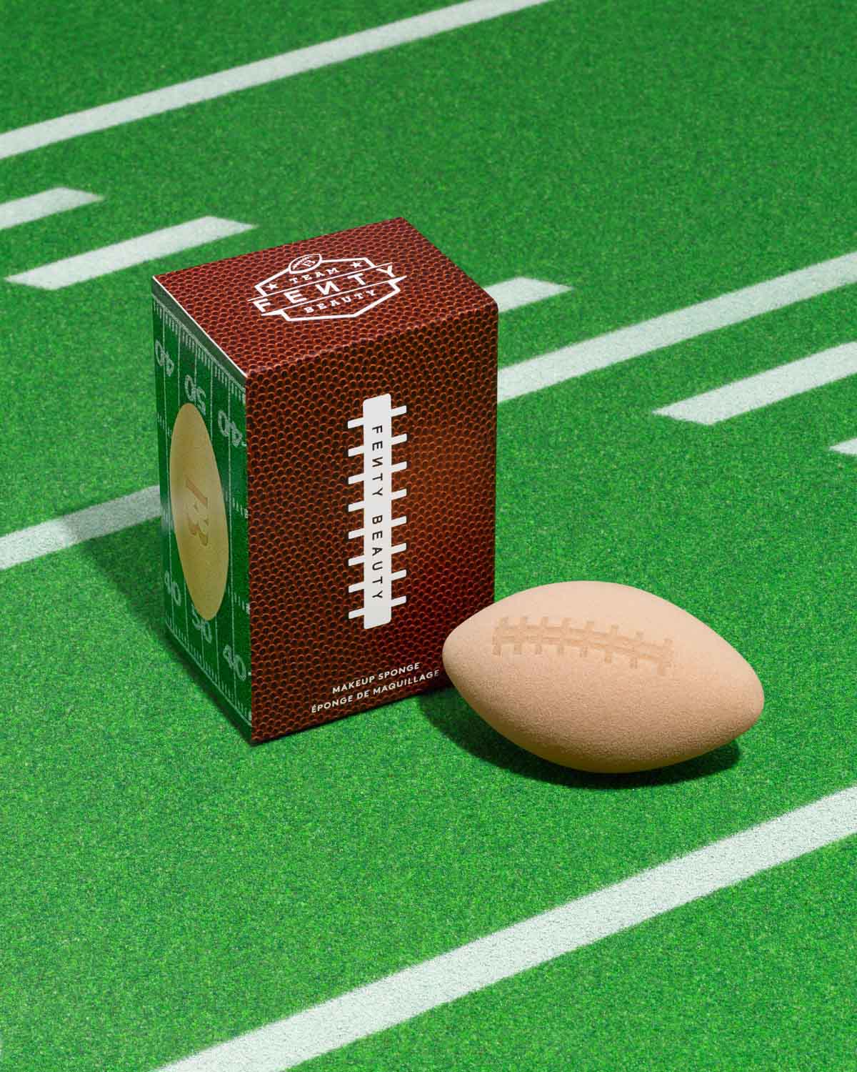 Showstopp'r Football Sponge - Image 1