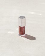 Gloss Bomb Universal Lip Luminizer - Hot Chocolit - Image 13