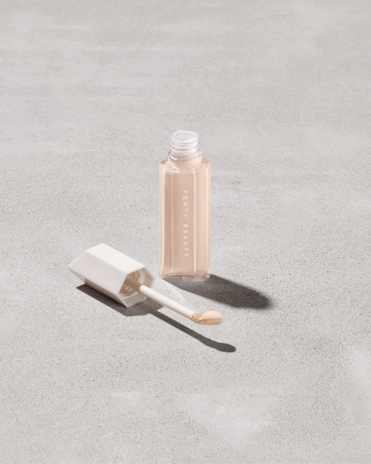 FB_SPR23_T2PRODUCT_ECOMM_WERE_EVEN_140N_sRGB72.jpg We're Even Hydrating Longwear Concealer - 140N - Image 1