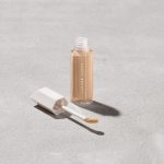 We're Even Hydrating Longwear Concealer - 220W